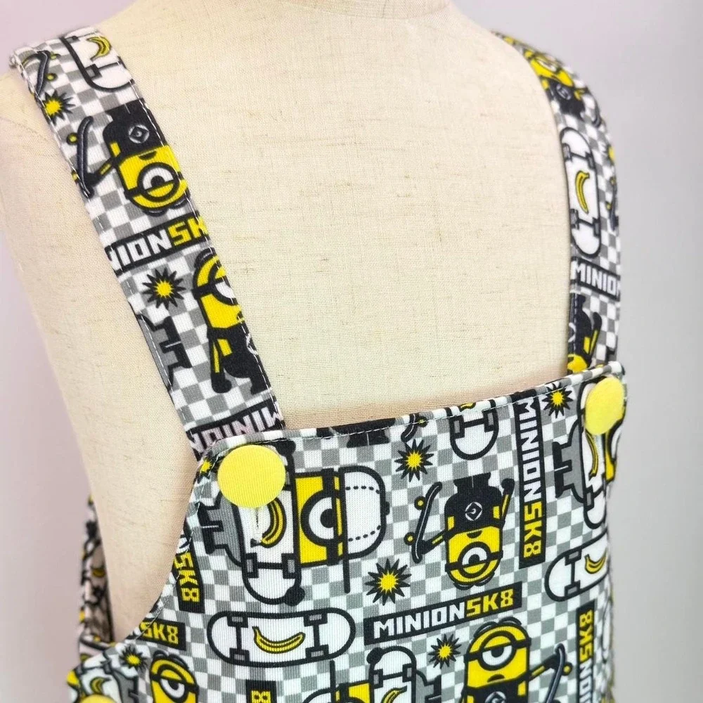 Despicable Me Minions Skateboard Print Kids Short Overalls Size 4Y Multicolor